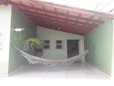Casa para Venda, em Limeira, bairro Jardim Sao Lourenco, 2 dormitórios, 1 banheiro, 2 vagas