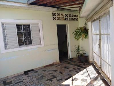Casa para Venda, em Limeira, bairro Parque Residencial Abilio Pedro, 2 dormitórios, 1 banheiro, 2 vagas